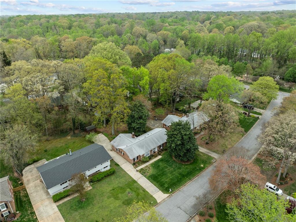3319 Windrift Drive, Greensboro, North Carolina image 4