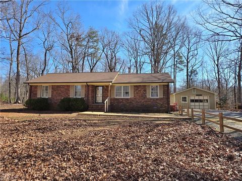 Photo for 5655 Davis Mill Road