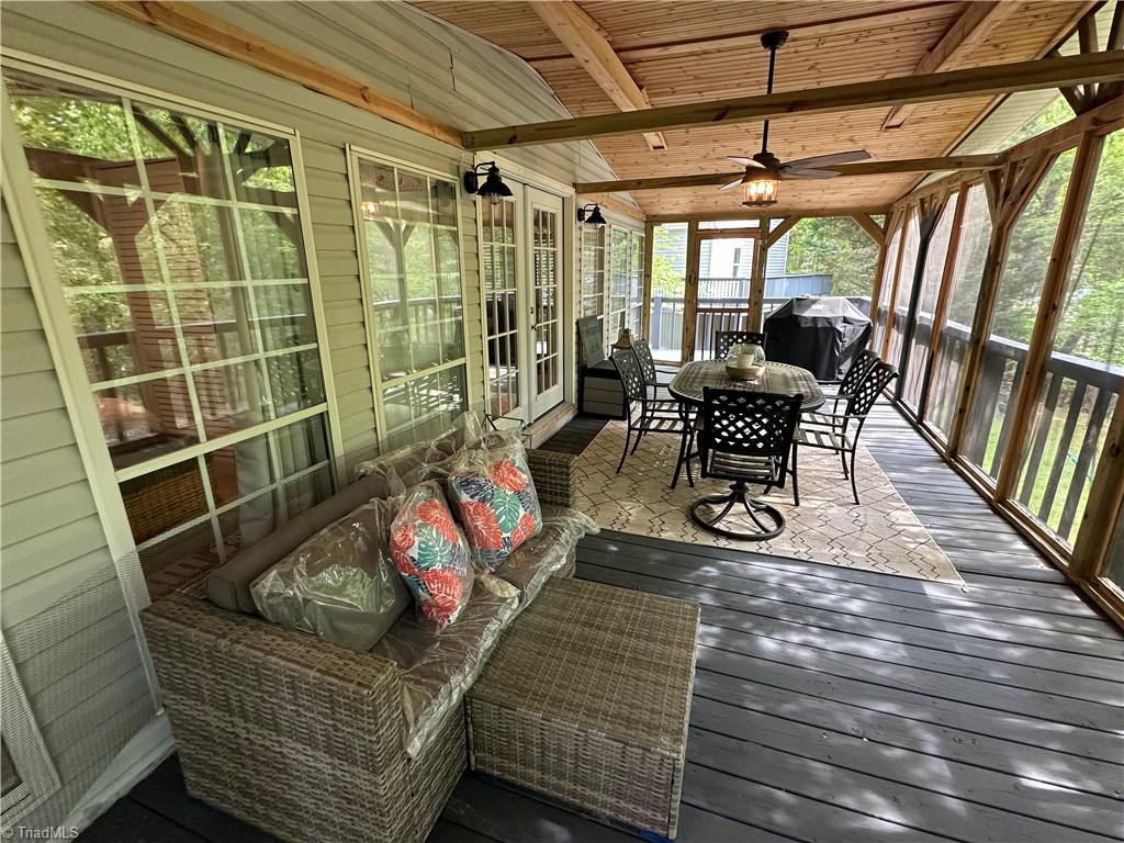 127 Humming Bird Circle, New London, North Carolina image 2