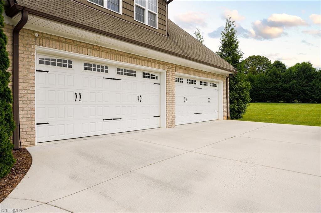 8004 Perlette Court, Kernersville, North Carolina image 32