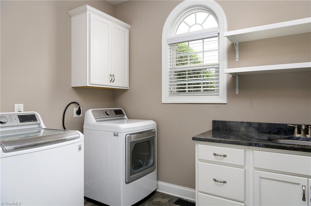 8004 Perlette Court, Kernersville, North Carolina image 14