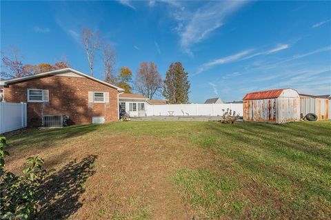 A home in Archdale