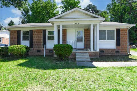 Condo For Sale - 1620 Woodbriar Avenue<br/> Greensboro, NC 27405