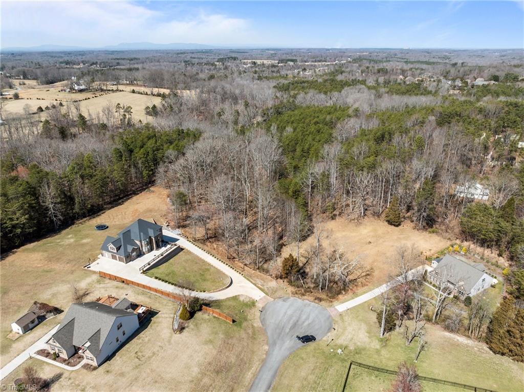 1590 Pike Place Court, Kernersville, North Carolina image 5