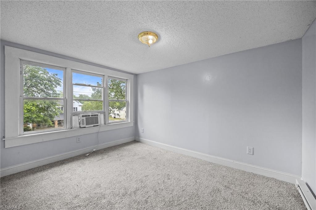 421 Morehead Street, Burlington, North Carolina image 28