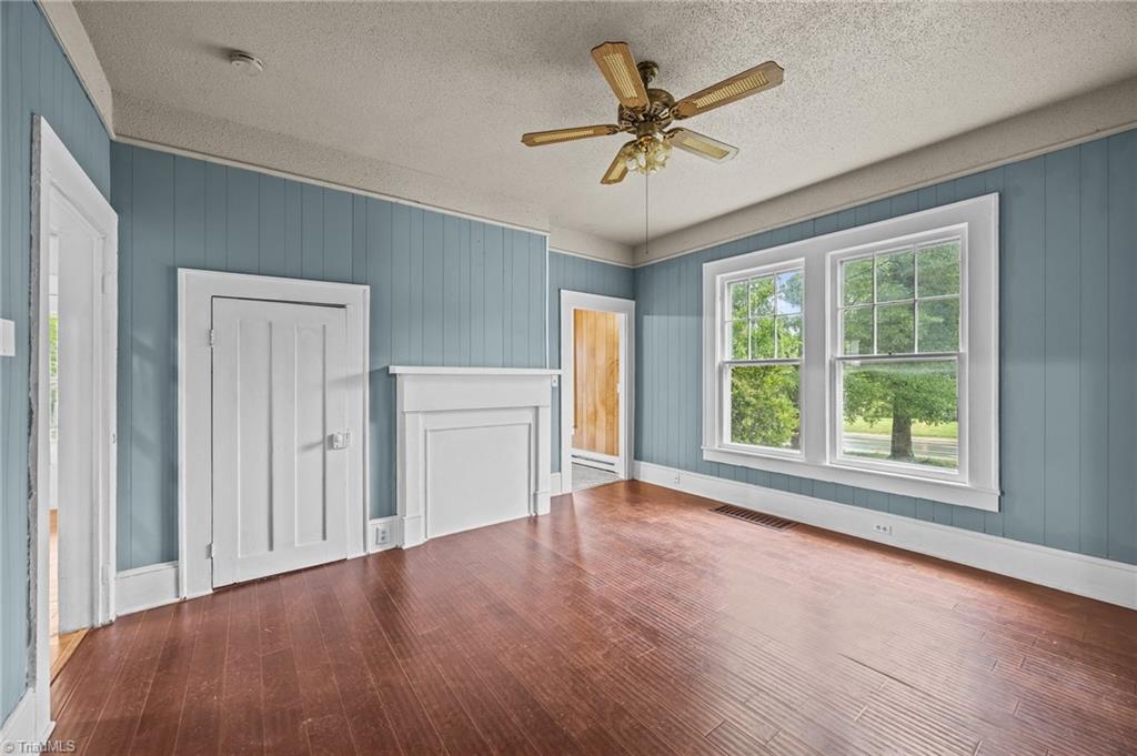 421 Morehead Street, Burlington, North Carolina image 16