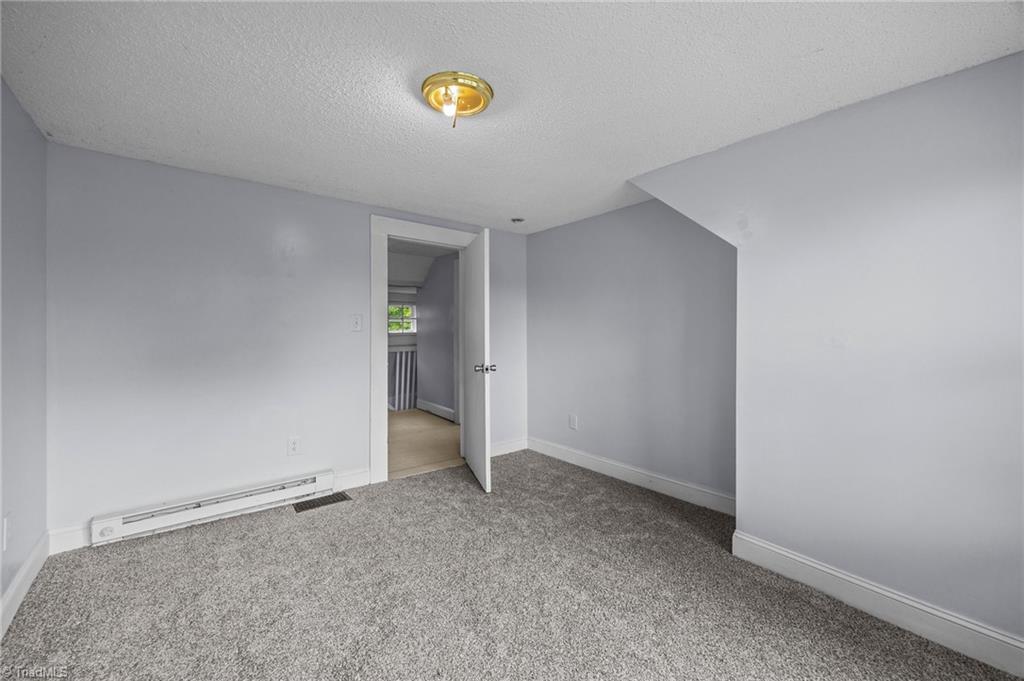 421 Morehead Street, Burlington, North Carolina image 29