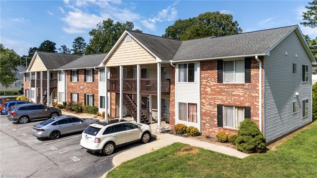 708 Westbrook Court