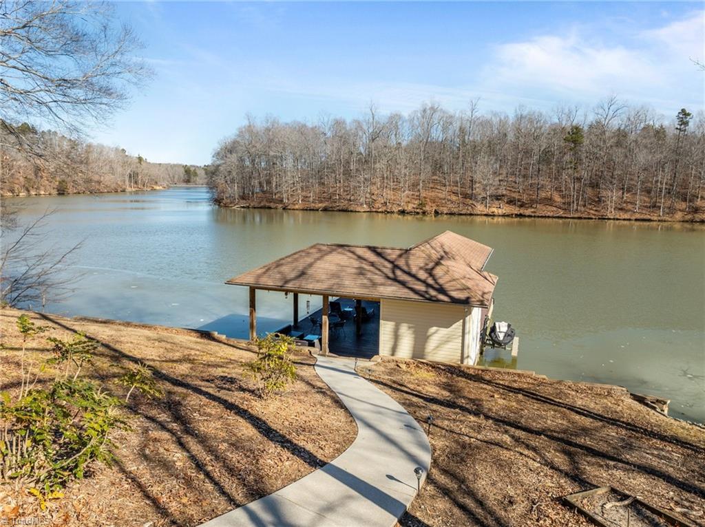 959 Hyco Hills Road, Semora, North Carolina image 41