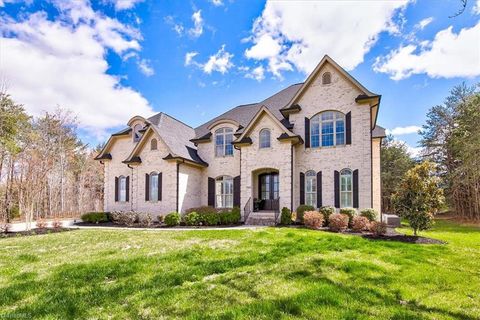 Photo of 7810 Neugent Drive, Kernersville, NC 27284 (MLS # 1212441)