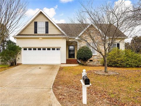 2700 Red Willow Lane Winston-Salem NC 27127