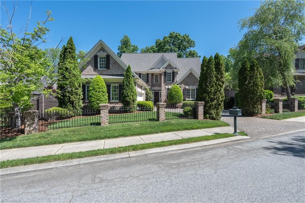 Photo of 4308 Doverstone Lane, Greensboro, NC 27407 (MLS # 1179072)