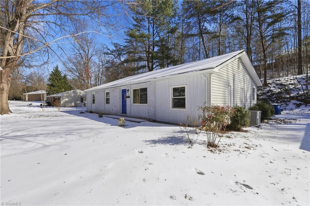 Photo of 5141 Butterfield Drive, Winston-Salem, NC 27105 (MLS # 1208234)