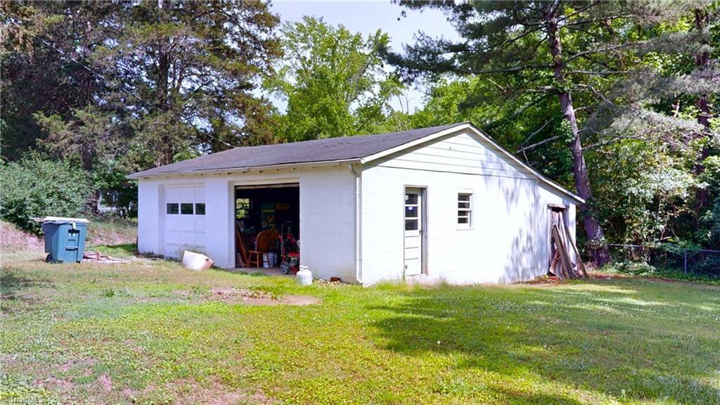 110 Brookdale Drive, High Point, North Carolina image 41