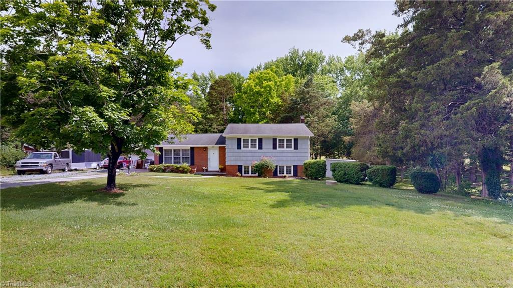 110 Brookdale Drive, High Point, North Carolina image 3
