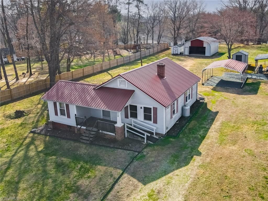 Photo of 5058 Baux Mountain Road, Winston-Salem, NC 27105 (MLS # 1211552)