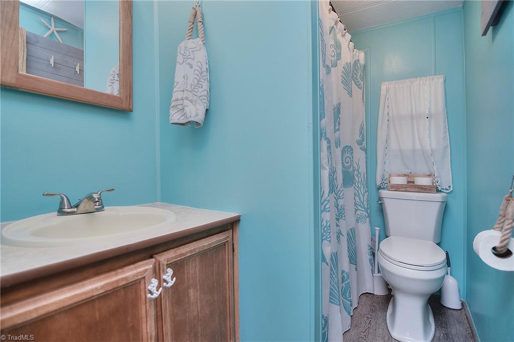 Photo 14 of 44 of 140 Pier Avenue mobile home