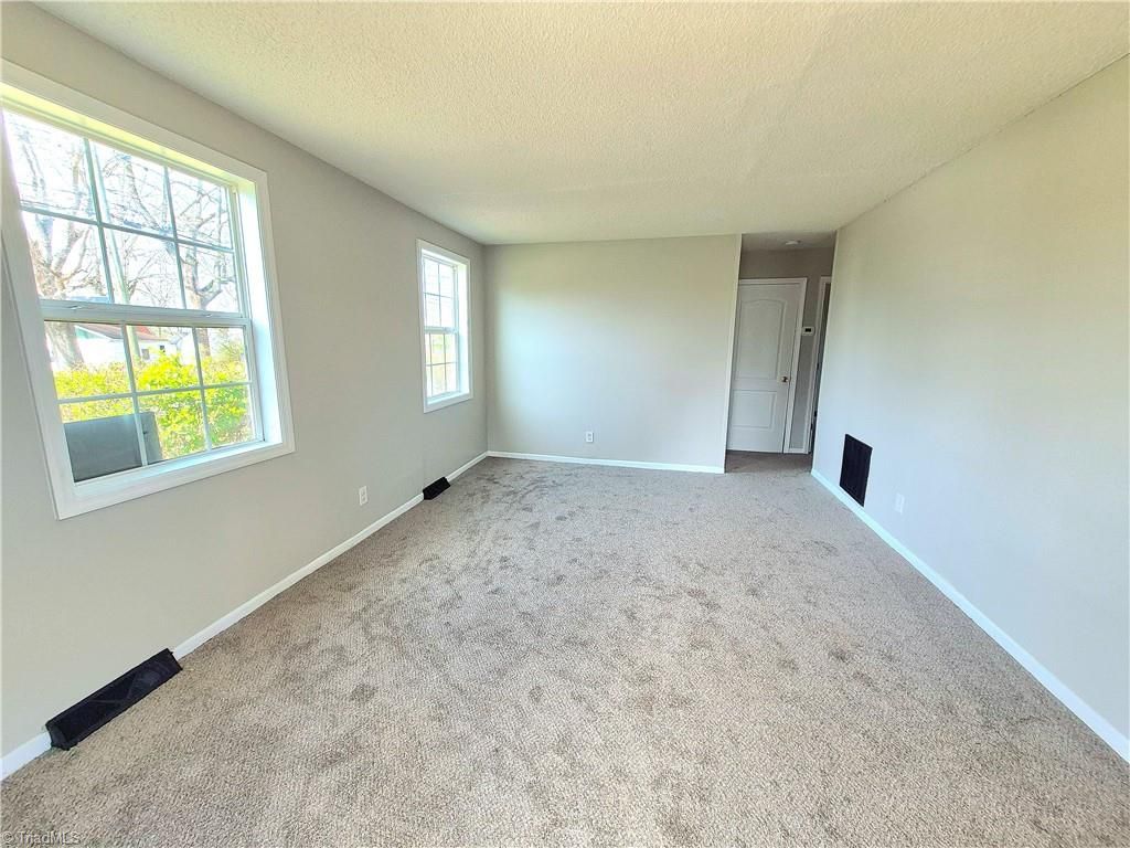 Photo of 758 Clemmonsville Circle, Winston-Salem, NC 27107 (MLS # 1212382)