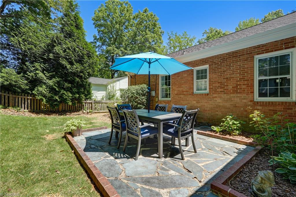 105 Forestdale Drive, Greensboro, North Carolina image 5