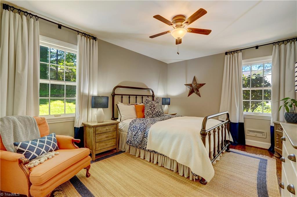 105 Forestdale Drive, Greensboro, North Carolina image 15