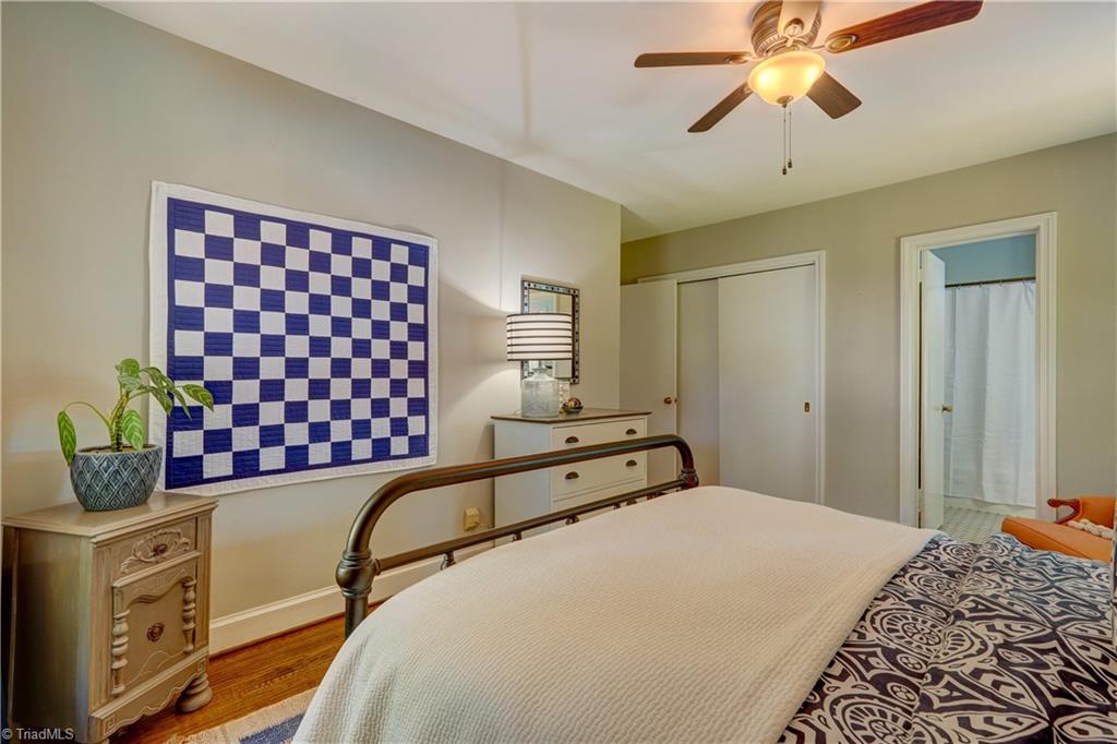 105 Forestdale Drive, Greensboro, North Carolina image 16