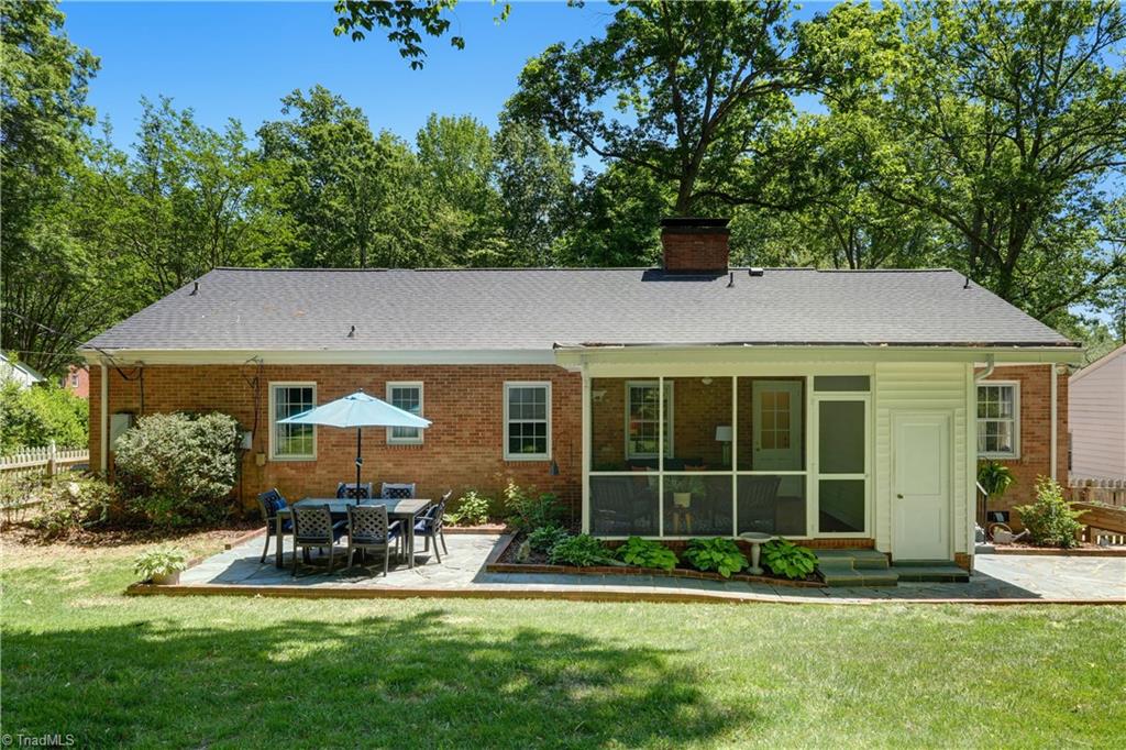 105 Forestdale Drive, Greensboro, North Carolina image 6