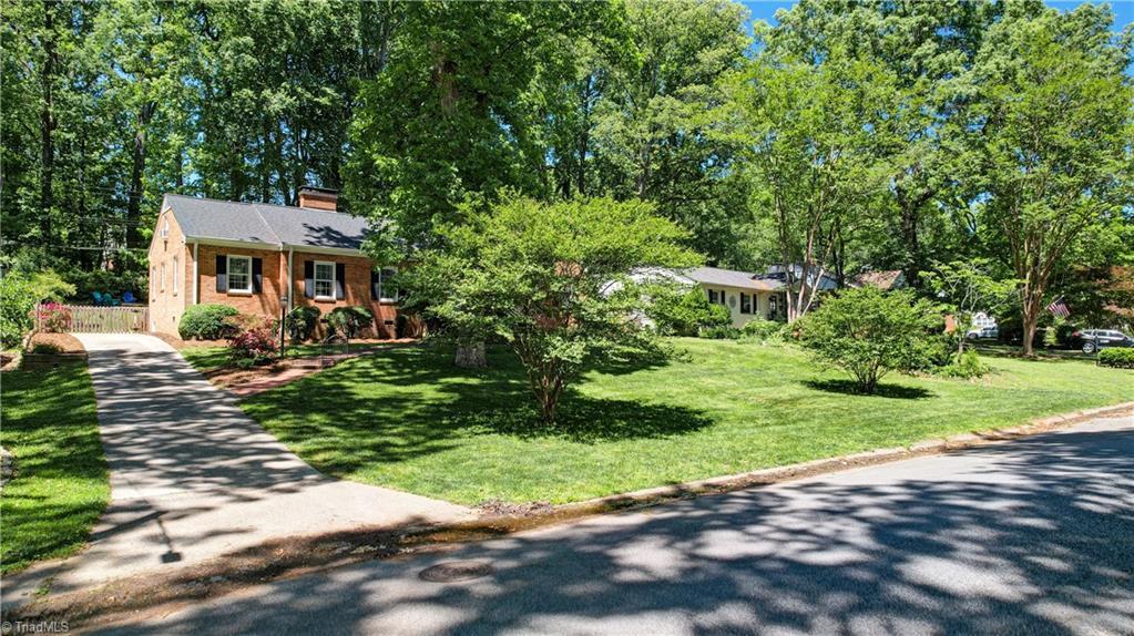 105 Forestdale Drive, Greensboro, North Carolina image 36