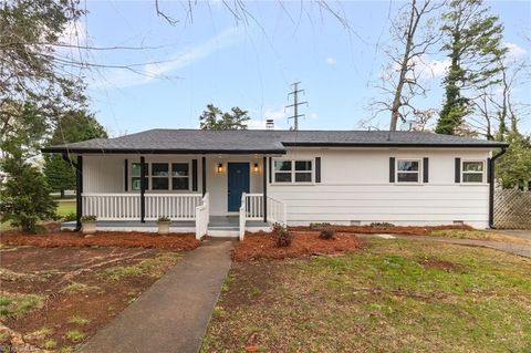 Photo of 308 School Street, Lexington, NC 27292 (MLS # 1211493)