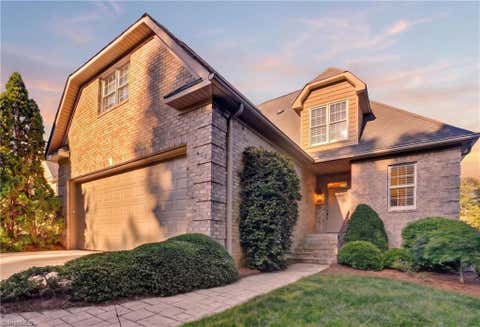 Townhouse For Sale - 4127 Flagstick Court<br/> Jamestown, NC 27282