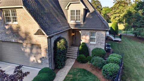 Townhouse For Sale - 4127 Flagstick Court<br/> Jamestown, NC 27282