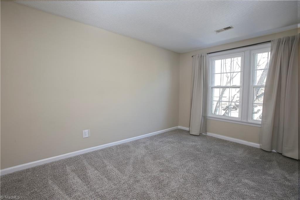 3703 Cotswold Terrace #49, Greensboro, North Carolina image 7