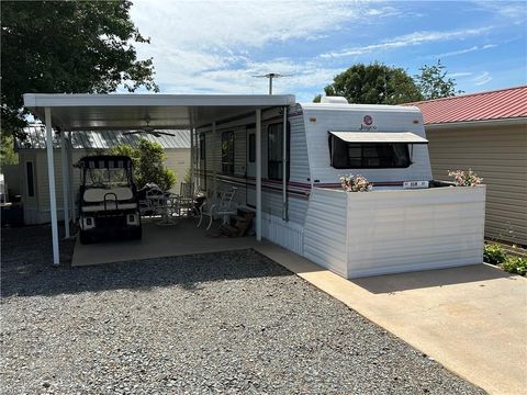 Mobile Home For Sale - 117 Elm Street<br/> New London, NC 28127