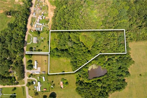 Vacant Land For Sale - 3.9AC Pell Road<br/> Westfield, NC 27053