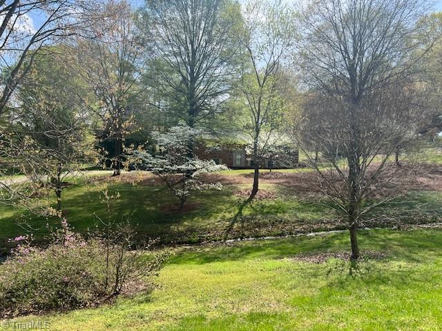 Winston-Salem, North Carolina 27103, United States, 3 Bedrooms Bedrooms, ,3 BathroomsBathrooms,Residential,Active,102503