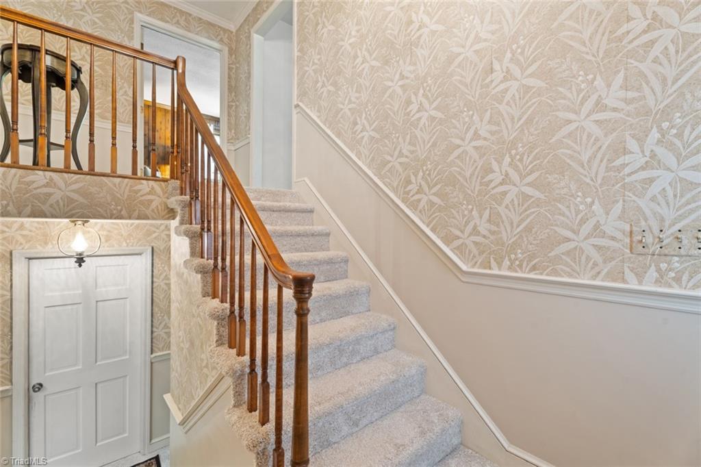 Winston-Salem, North Carolina 27103, United States, 3 Bedrooms Bedrooms, ,3 BathroomsBathrooms,Residential,Active,102503