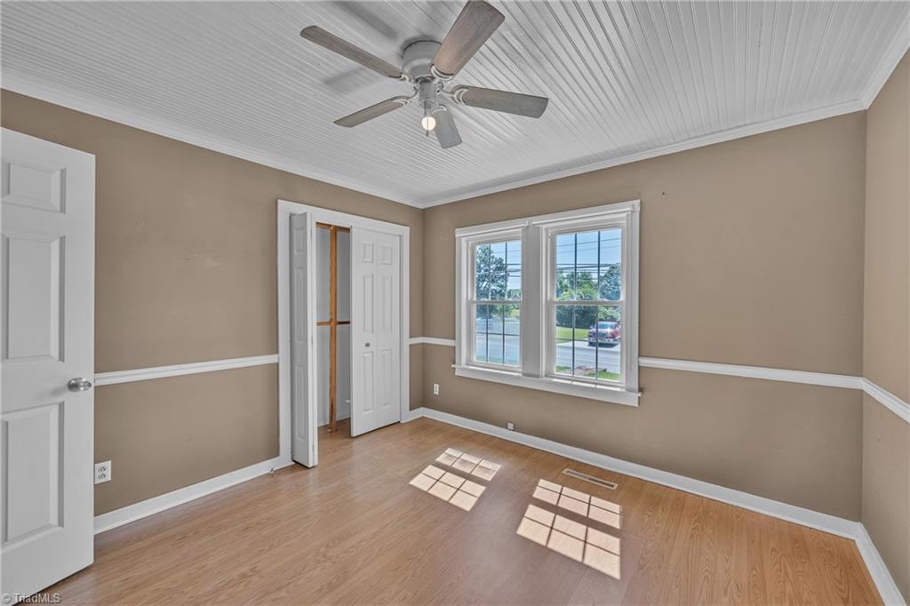 307 S Key Street, Pilot Mountain, North Carolina image 17