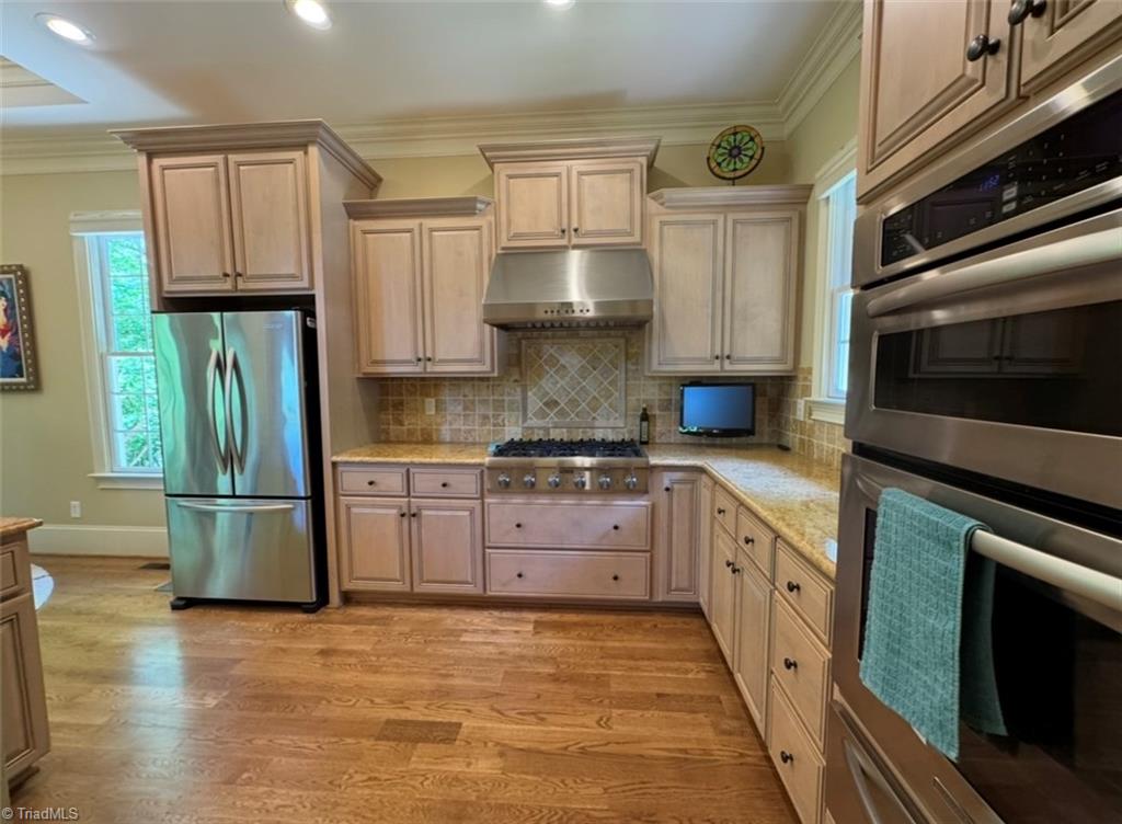 335 Whisper Lake Drive, New London, North Carolina image 10