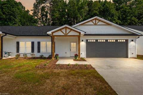 Townhouse For Sale - 230 Old Heritage Road<br/> Randolph County, Randleman, NC 27317