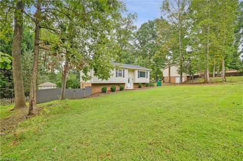 A home in Pfafftown