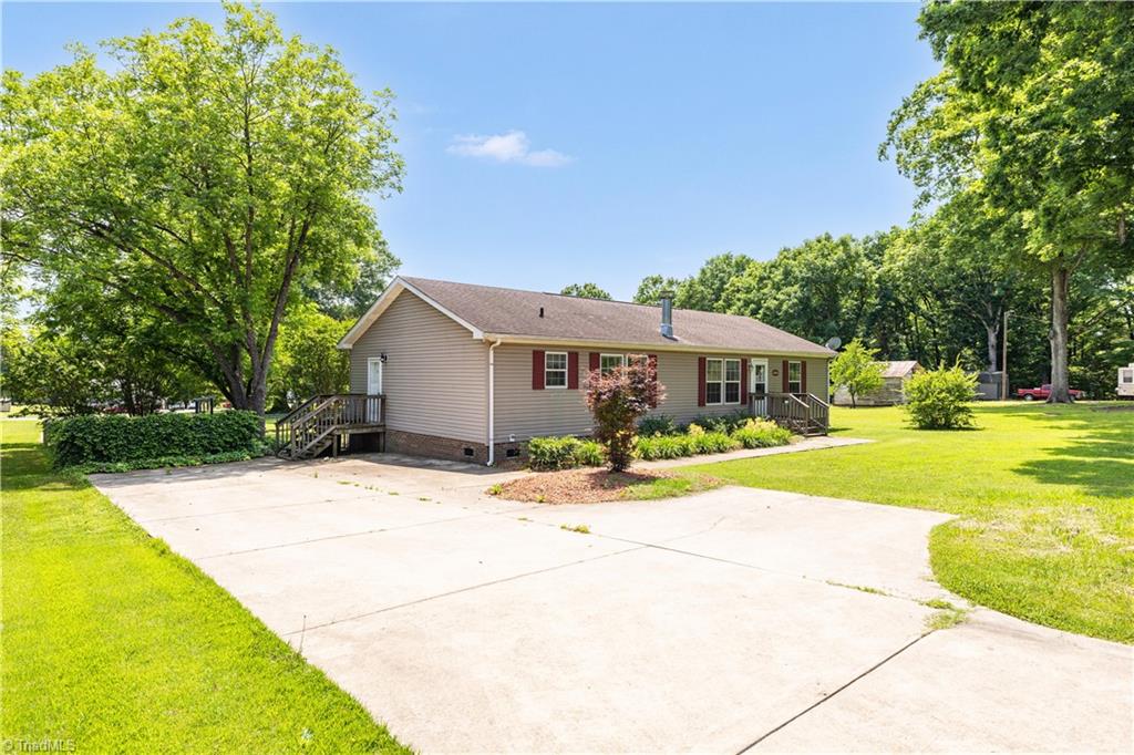 1800 Ashby Street, Eden, North Carolina image 6