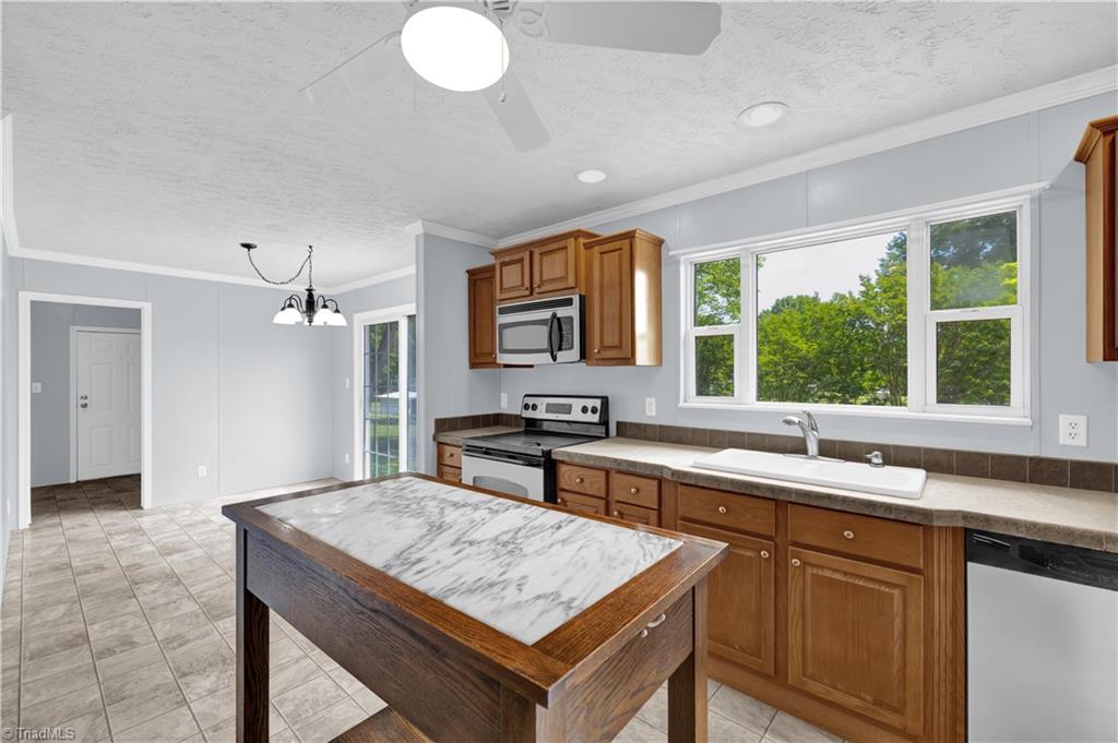1800 Ashby Street, Eden, North Carolina image 12