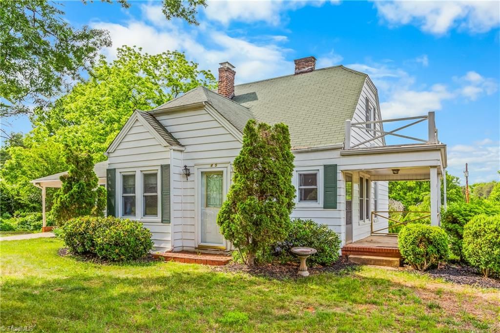 Photo of 4425 Old Winston Road, Kernersville, NC 27284 (MLS # 1218313)