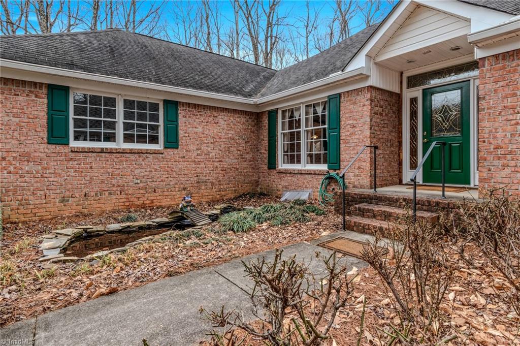 1430 Messick Oaks Trail