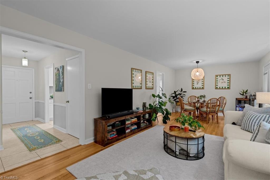Photo of 2708 Asbury Terrace, Greensboro, NC 27408 (MLS # 1236556)