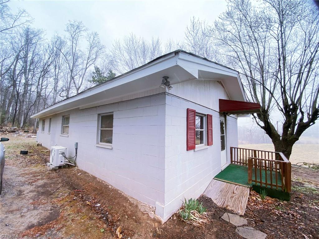 201 Blue Hollow Road, Mount Airy, North Carolina image 16