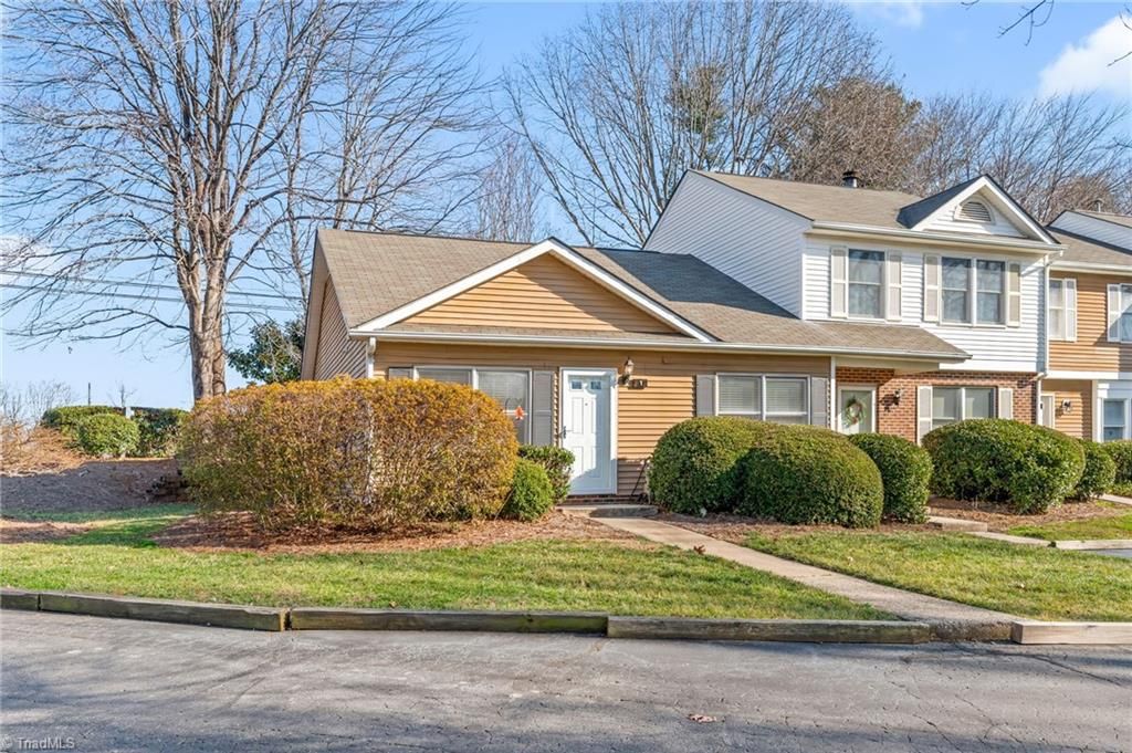 Photo of 3703 Cotswold Terrace #1, Greensboro, NC 27410 (MLS # 1207660)