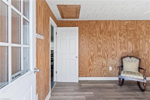 1760 Poplar Springs Road, photo 4 of 32