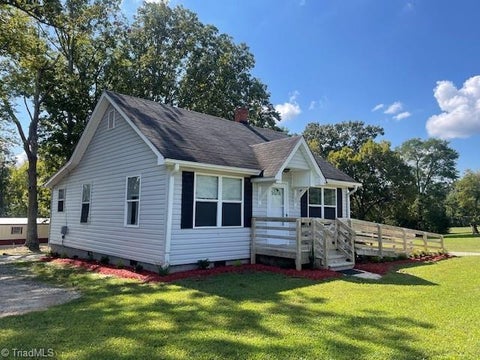 Homes For Sale - 3843 S Nc Highway 150<br/> Lexington, NC 27295