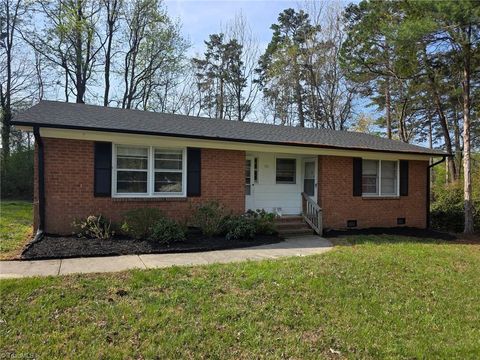 Multifamily For Sale - 716 Verta Avenue<br/> Archdale, NC 27263