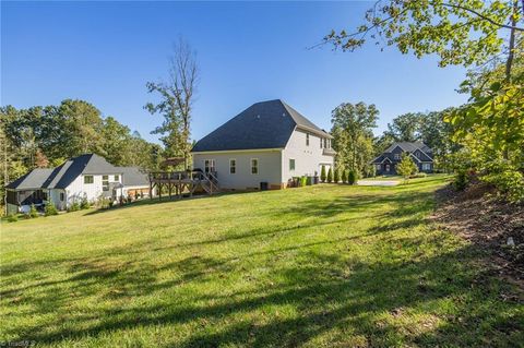 A home in Kernersville